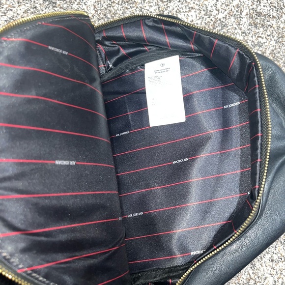 Mid size Jordan backpack - Picture 5 of 5